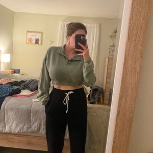 Aeropostale cropped sweater
